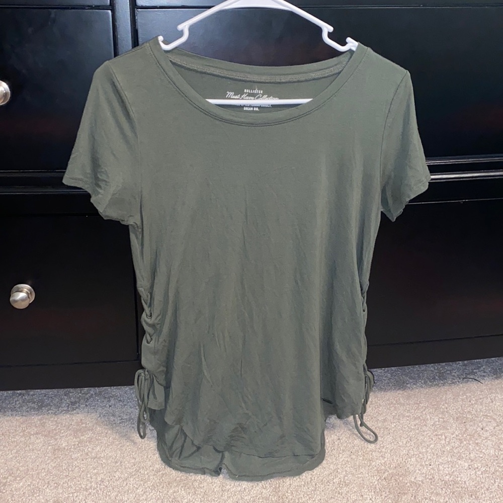 Hollister T-shirt